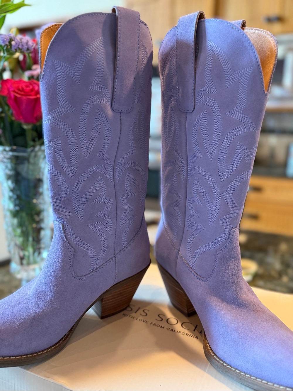 Dingo Women's Lavender Western Boots - Picture 3 of 9
